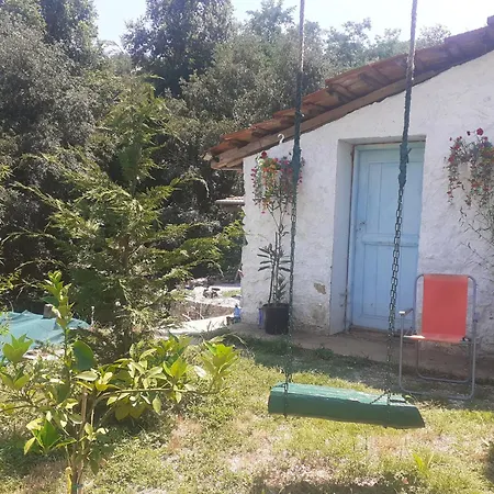 Stone House Rooms Near Kavala