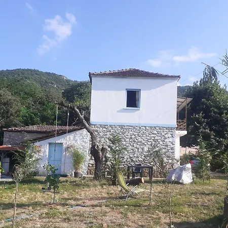Stone House Room Near Kavala בית כפרי